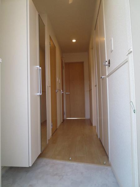 M・メゾン(玄関)