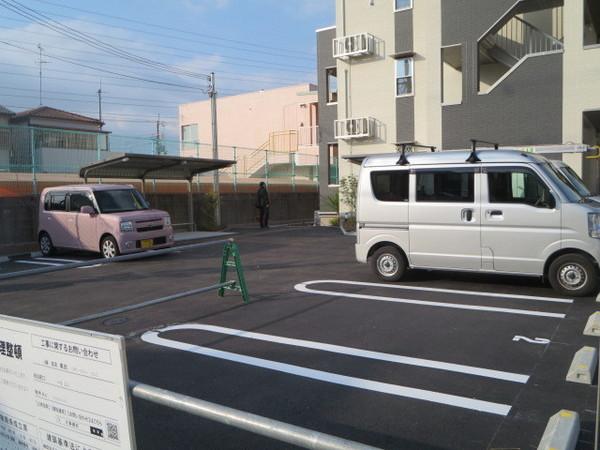 M・メゾン(駐車場)