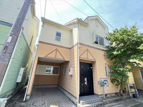 青山町4丁目貸家