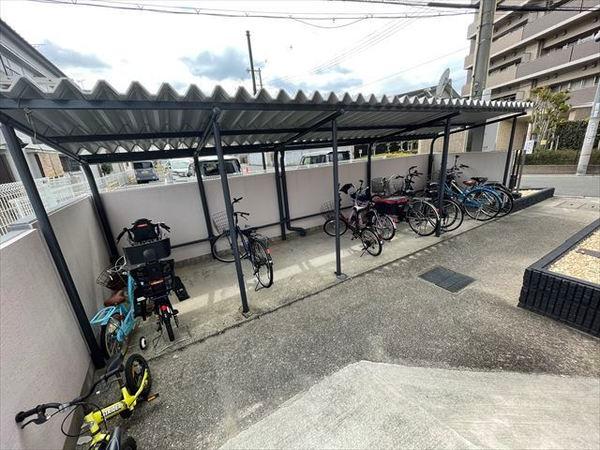 シャトレ高安