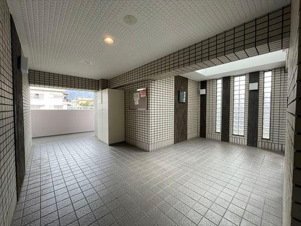 シャトレ高安