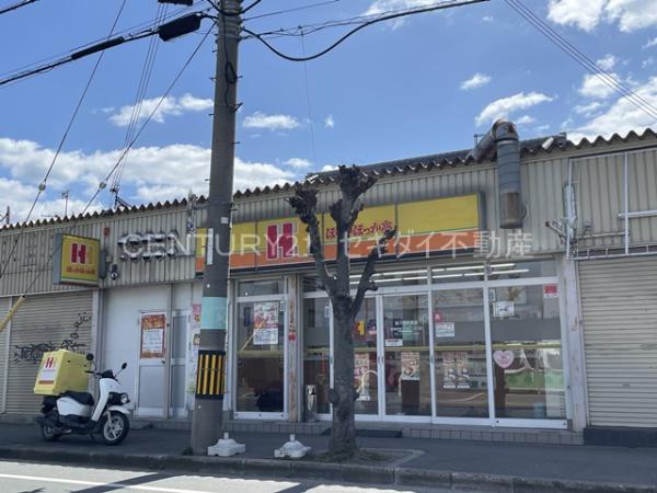 福万寺町３丁目貸家(ほっかほっか亭福万寺町南店)