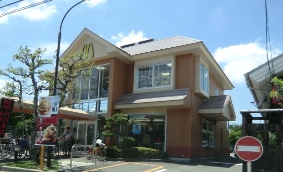 グランヴェール青山B棟(マクドナルド八尾高美町店)