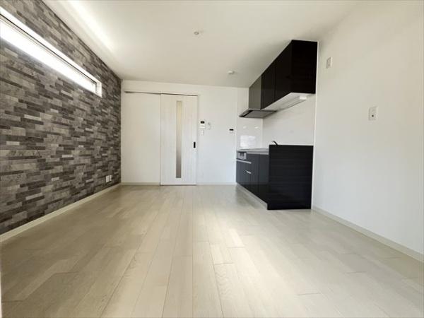 クリエオーレ若草2(リビング)