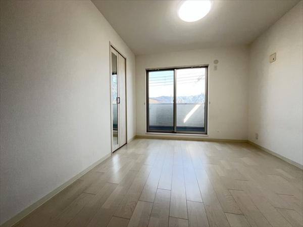 クリエオーレ若草2(洋室)