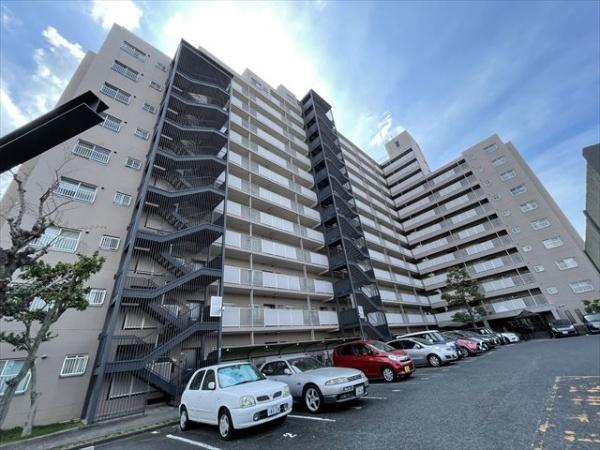 ファミール八尾