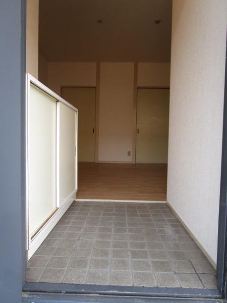 八尾市若林町３丁目のマンション