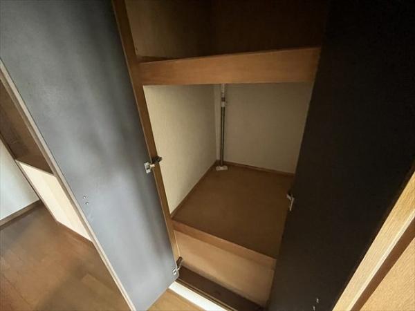 八尾木5丁目ガレージ付き戸建て