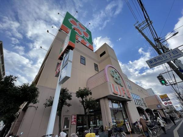 ルデラ若草25番地(ライフ八尾店)