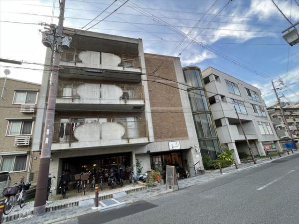 ルデラ若草２５番地