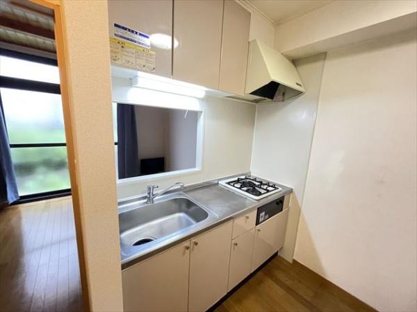 八尾市高安町南３丁目のハイツ