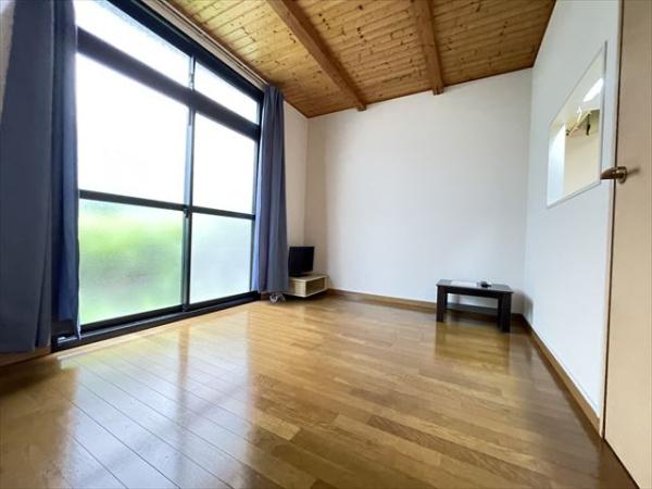 八尾市高安町南３丁目のハイツ