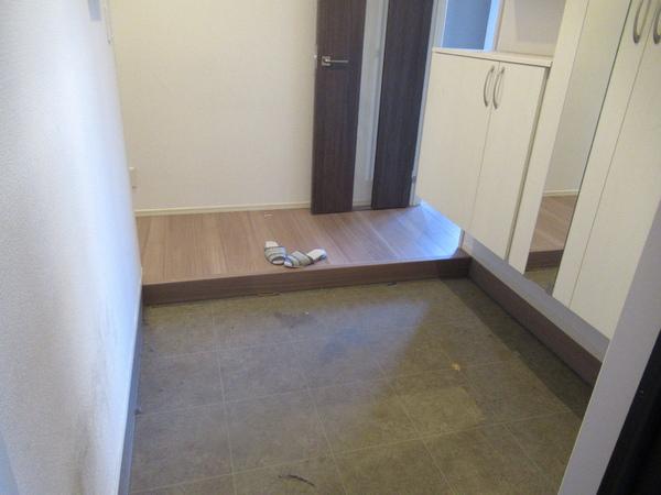 メゾンクレードル