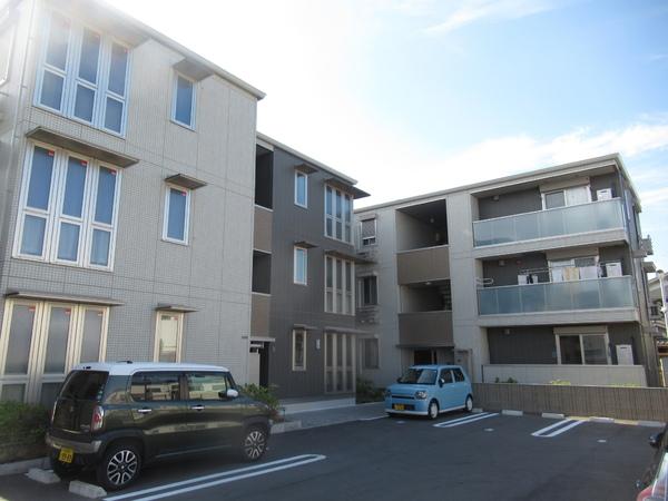 メゾンクレードル