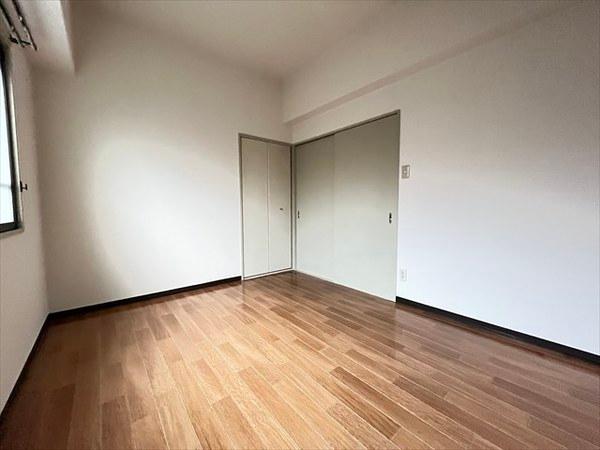 八尾市本町５丁目のマンション