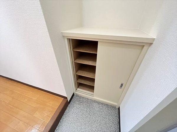 八尾市本町５丁目のマンション