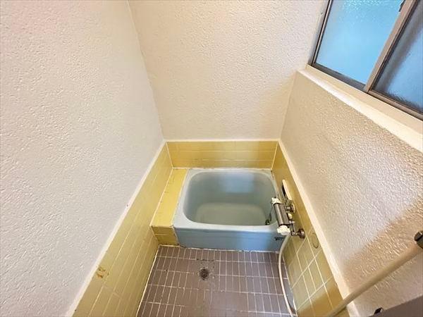 安中町8丁目貸家