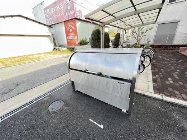 クリエ西山本