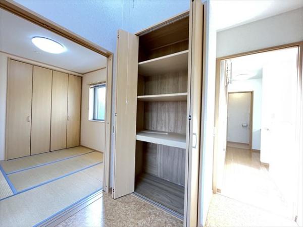 福万寺町南4丁目ガレージ付き戸建て