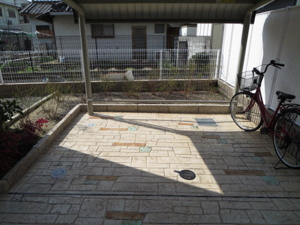 優和館