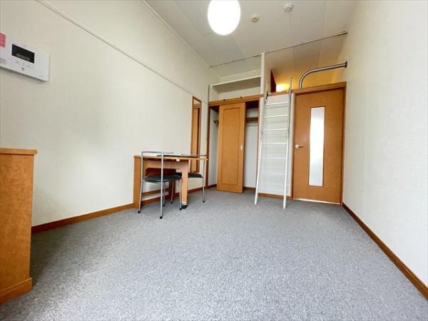 レオパレス　かもじや