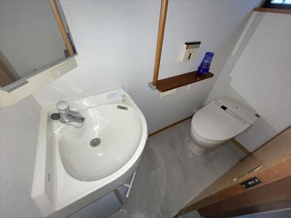 東弓削1丁目貸家