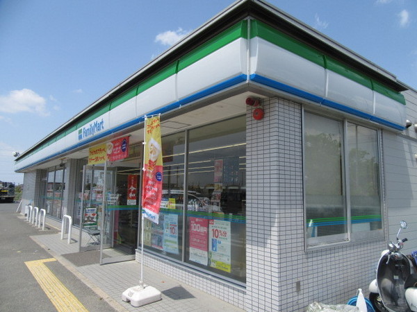 リバーサイド東久宝寺十番館(ファミリーマート北久宝寺一丁目店)