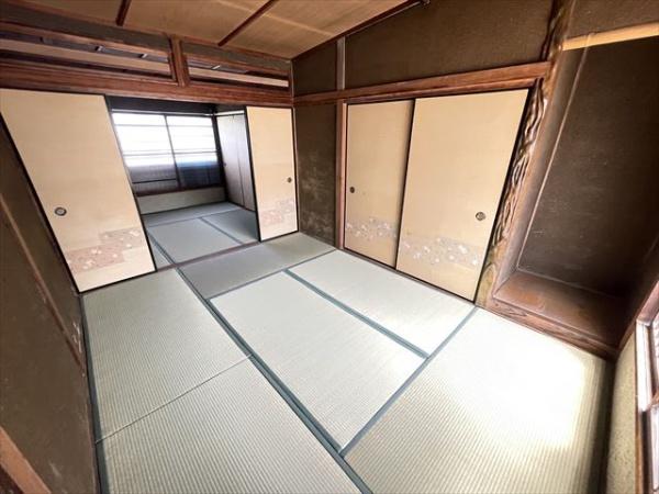 春日町4丁目貸家