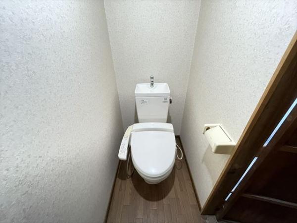 春日町4丁目貸家