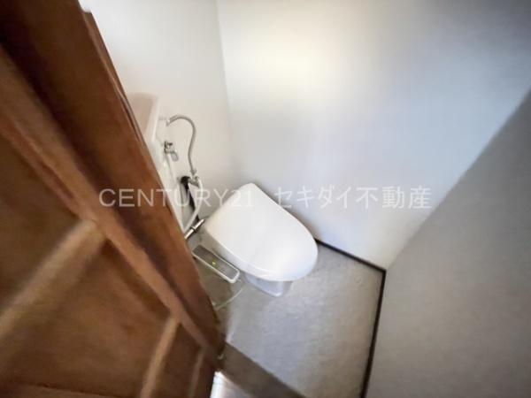 明美町2丁目平屋