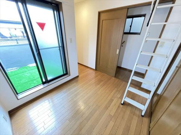 志紀町西4丁目戸建て