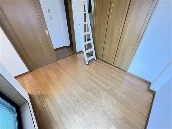 志紀町西4丁目戸建て