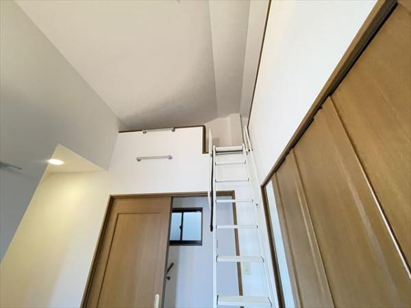 志紀町西4丁目戸建て