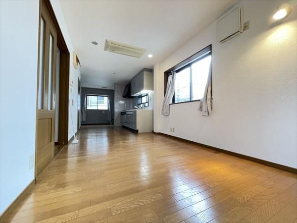 志紀町西4丁目戸建て