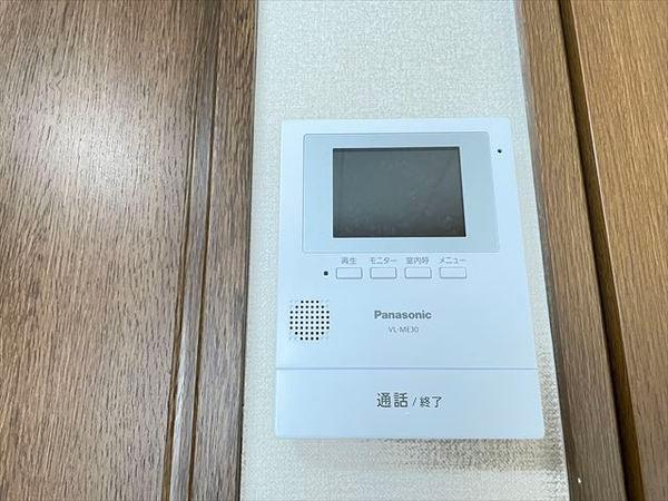 プレジール八尾南