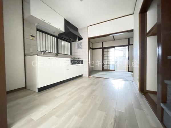堤町1丁目戸建て