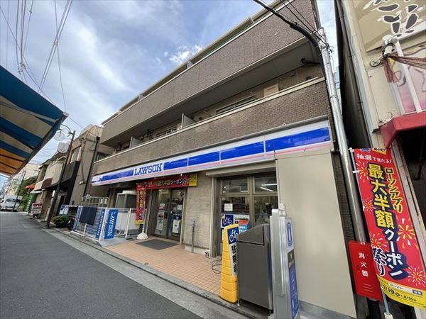 ヴィラサルーテ(ローソン　山本町南店)