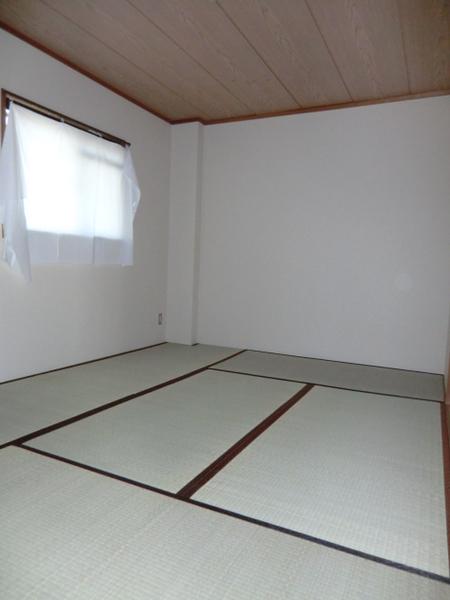 岩崎ハイツ