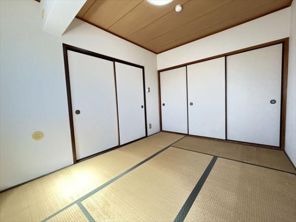 ハイツホロン