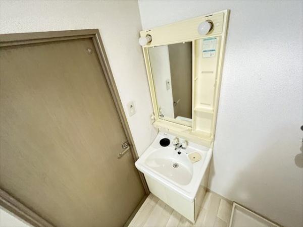 ハイツホロン