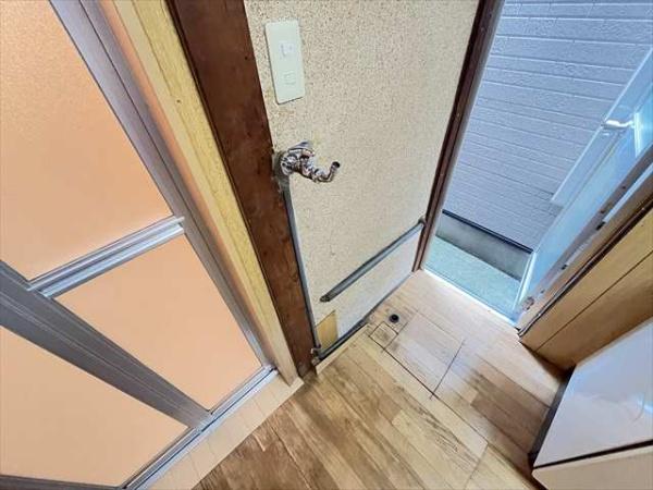 山城町3丁目貸家