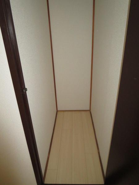 今辻ハイツ