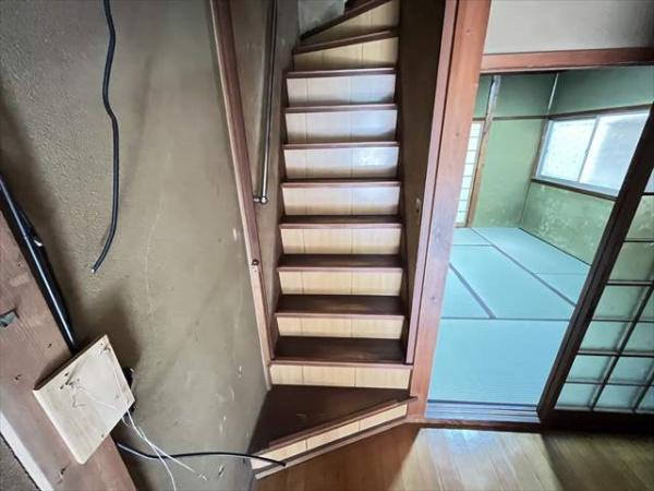 久宝園3丁目貸家