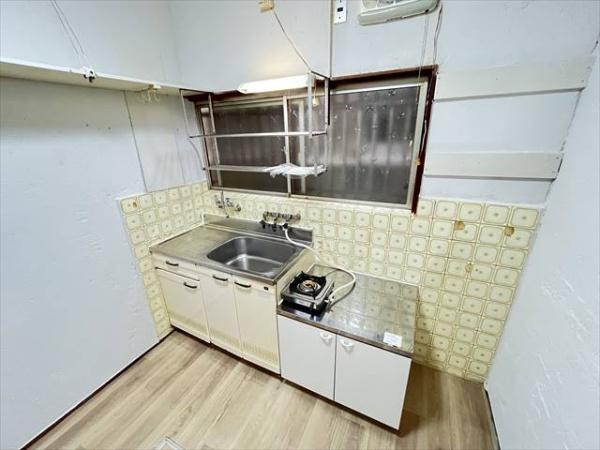 久宝園3丁目貸家