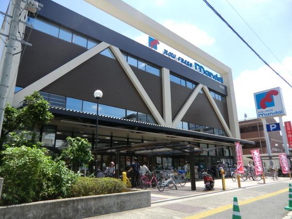 レオパレスさちB(万代志紀店)