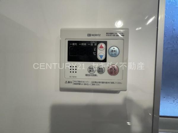 萱振町2丁目貸家