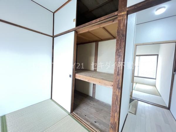 萱振町2丁目貸家