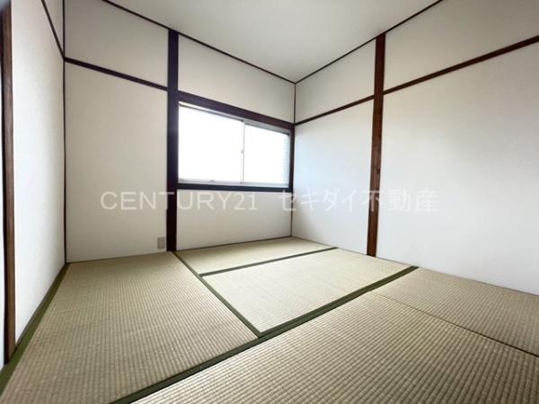 萱振町2丁目貸家