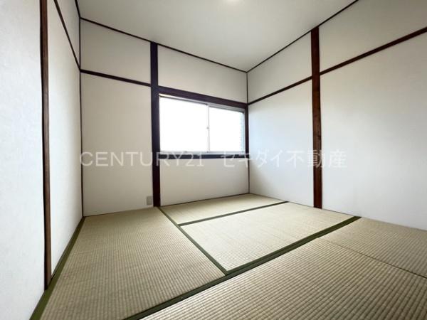 萱振町2丁目貸家