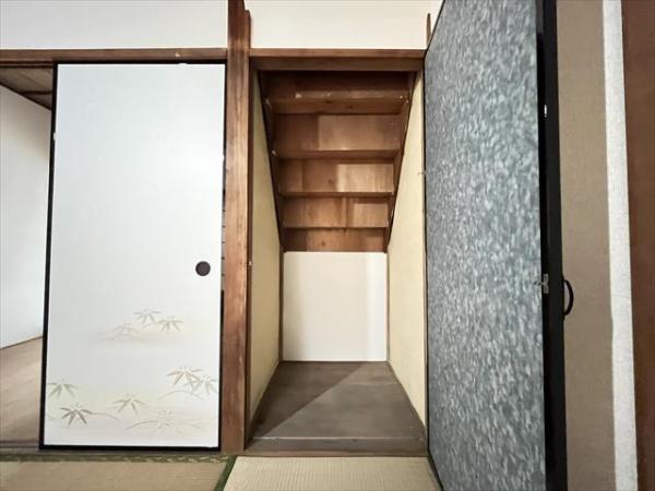 宮町2丁目貸家
